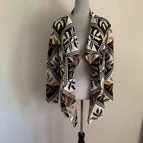 Similar items Sponsored Feedback on our suggestions | See all   Lucky Brand size - Picture 1 of 7